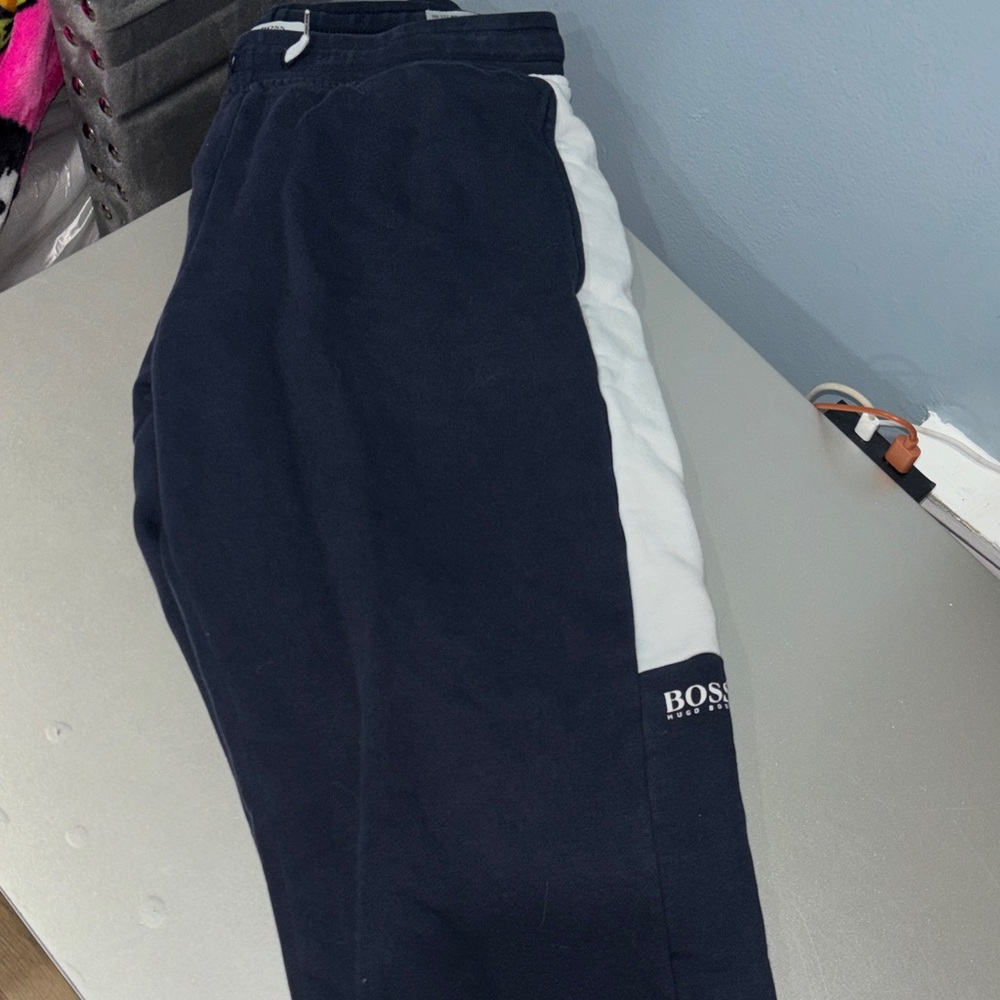 Hugo Boss Sweatsuit - Picture 2 of 2